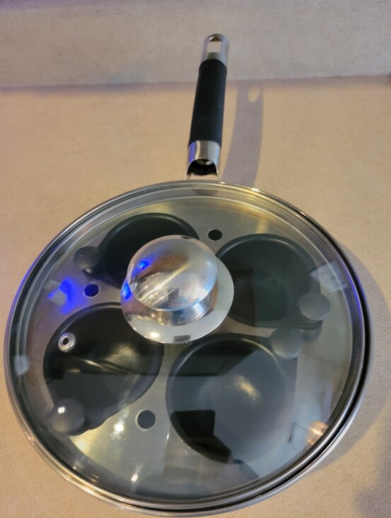 Modern Innovation Other - Modern Innovations 8 Inch Stainless Steel 4 Egg Poacher Pan With Lid